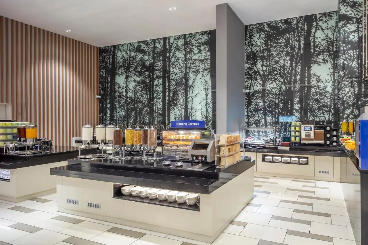 Holiday Inn Express Kota Kinabalu City Centre By Ihg