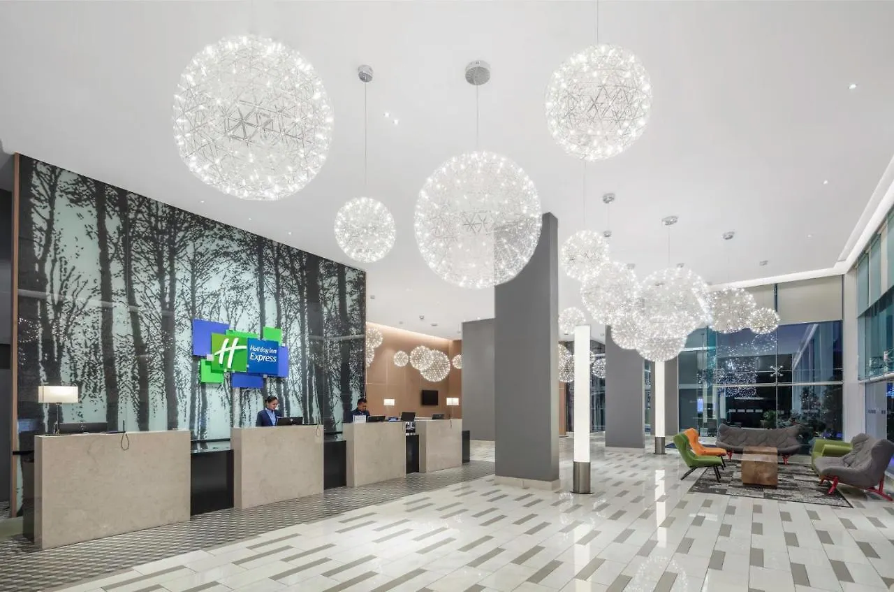 Holiday Inn Express Kota Kinabalu City Centre By Ihg